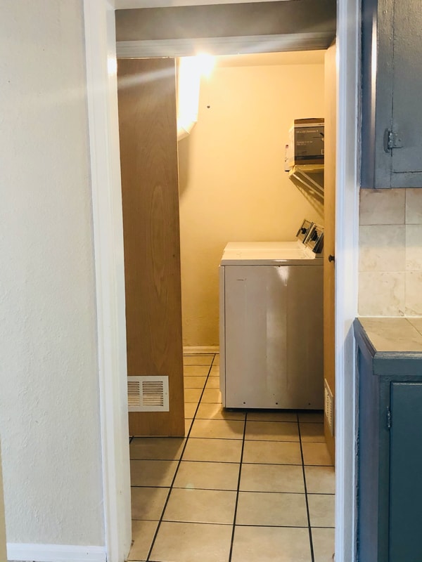 Building Photo - 3731 Teller St