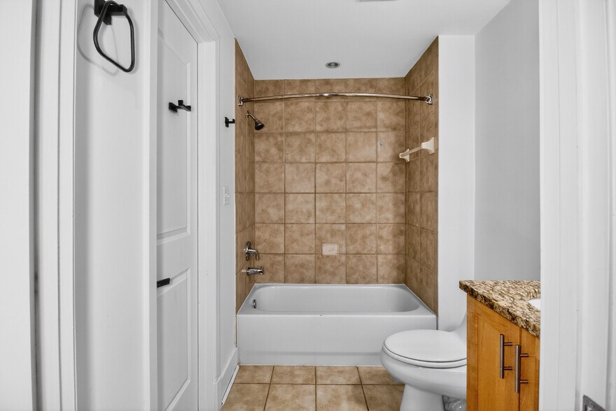 Building Photo - 1211 13th St NW