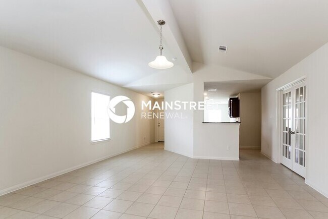 Building Photo - 4 Bedroom Pet-Friendly Home in Rosharon, TX with Main Street Renewal
