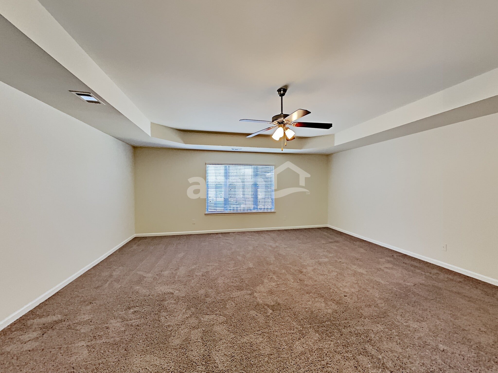 Building Photo - 185 Rosemoore Dr