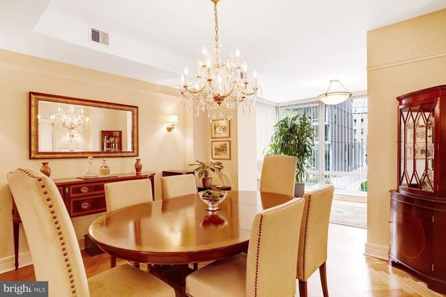 Building Photo - 1155 23rd St NW