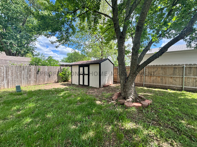 Building Photo - Welcome to your beautifully renovated 4-be...