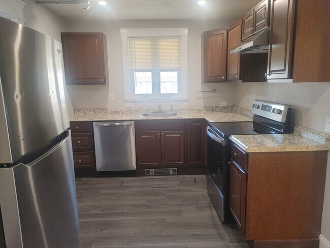 Building Photo - 16 Wall St