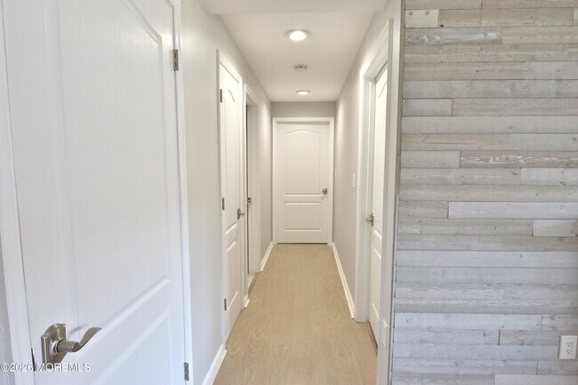 Building Photo - 525 Ocean Blvd