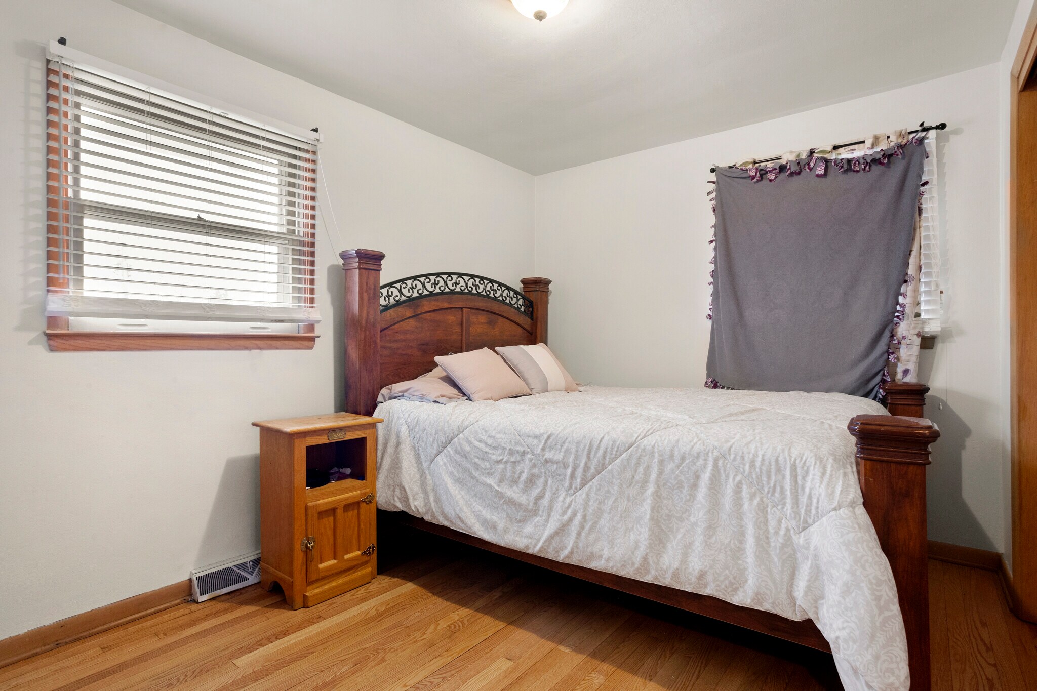 Bedroom 2 - 2614 Saemann Ave