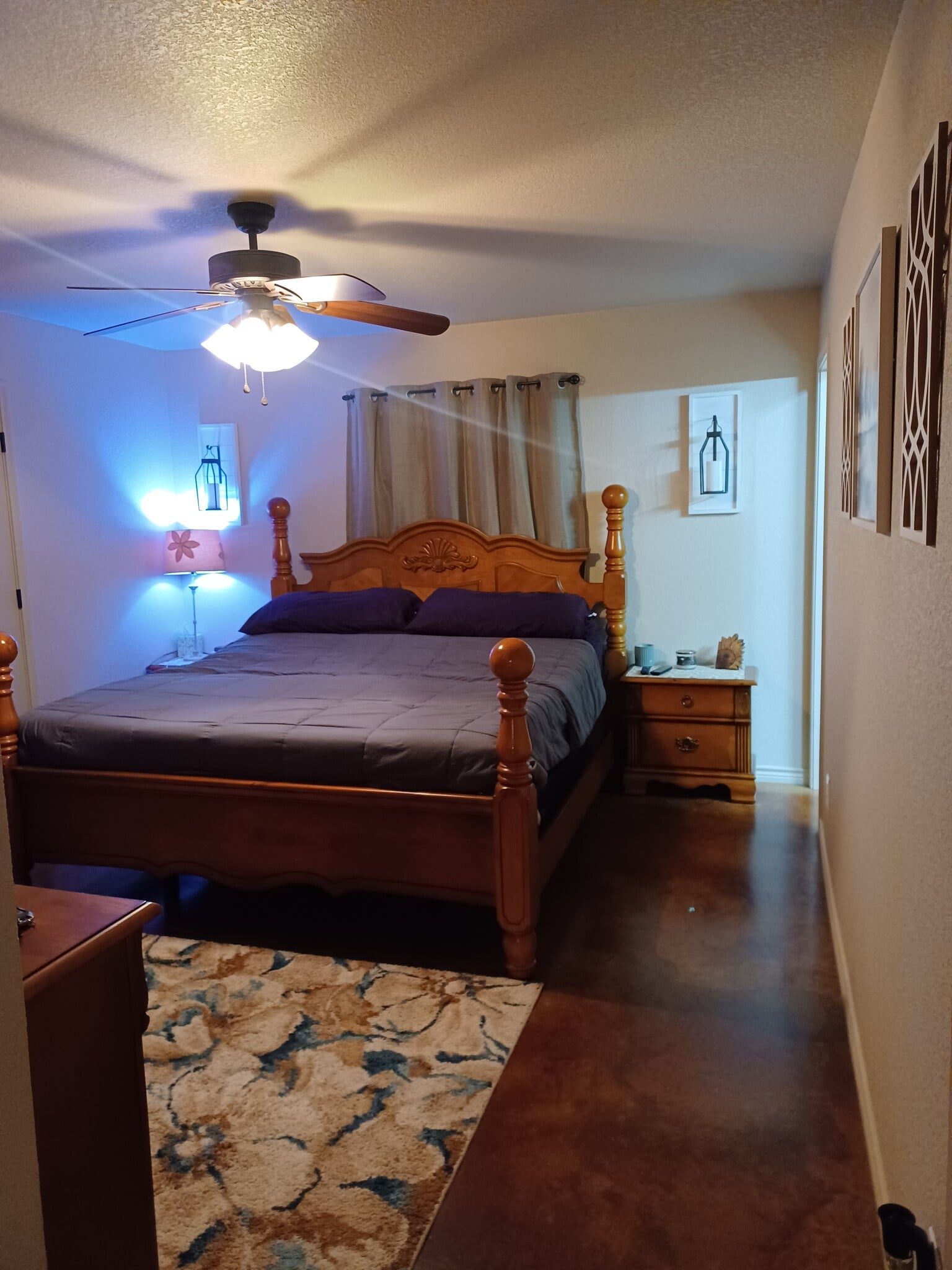 Building Photo - 809 Golf Course Rd