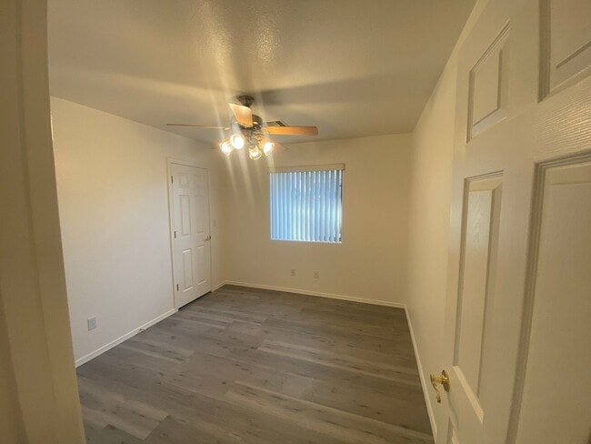 Building Photo - Charming 3 Bedroom 2 Bath Home
