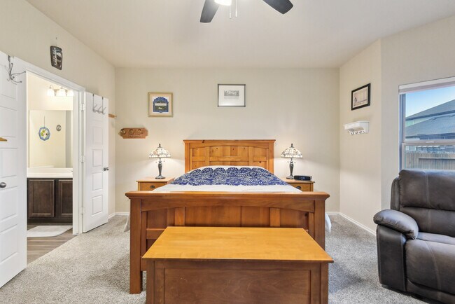 Building Photo - 513 Chelson Hunt