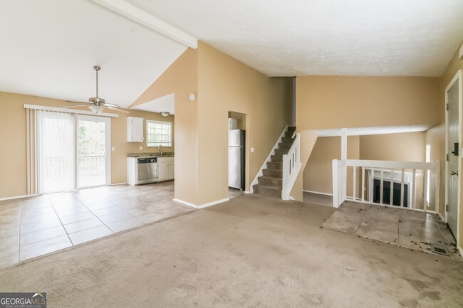 Building Photo - 850 Highland Terrace NE