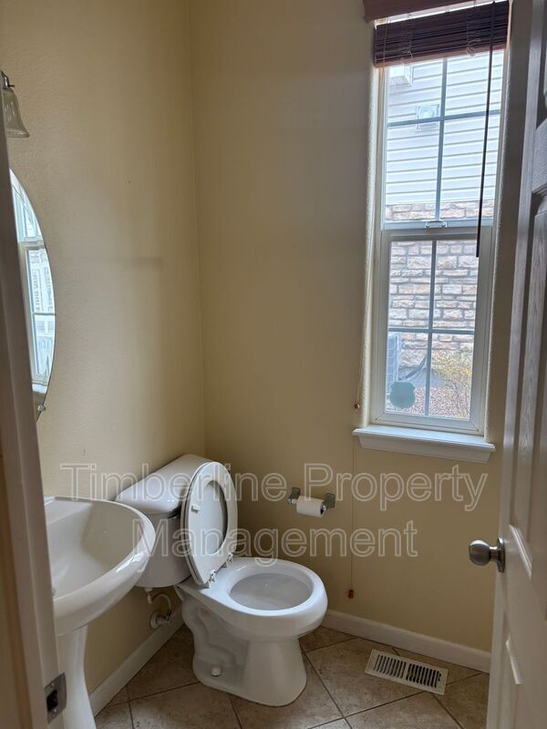 Building Photo - 4096 Diamond Ridge View
