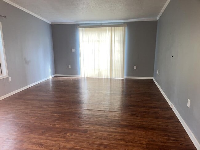 Building Photo - 4670 Calendula Ave