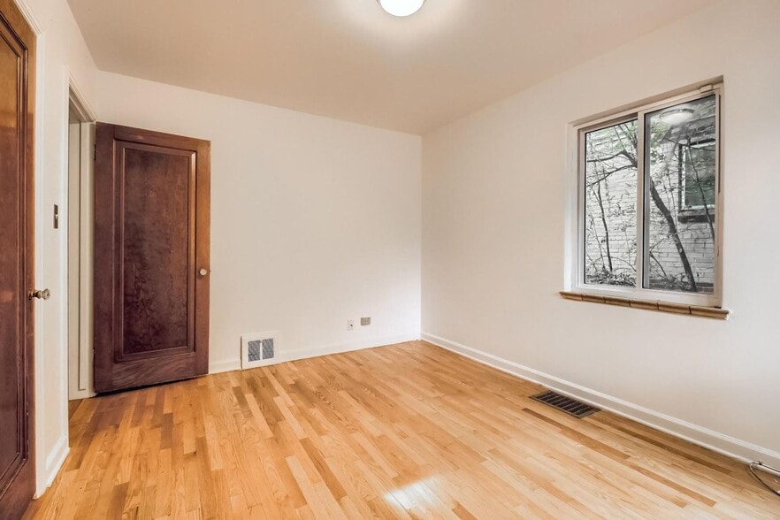 Building Photo - 1317 Jersey St