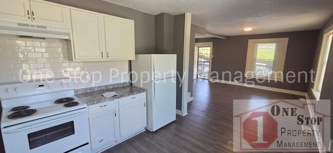 Building Photo - Spacious 2-Bedroom, 2-Bath In Kansas City!!