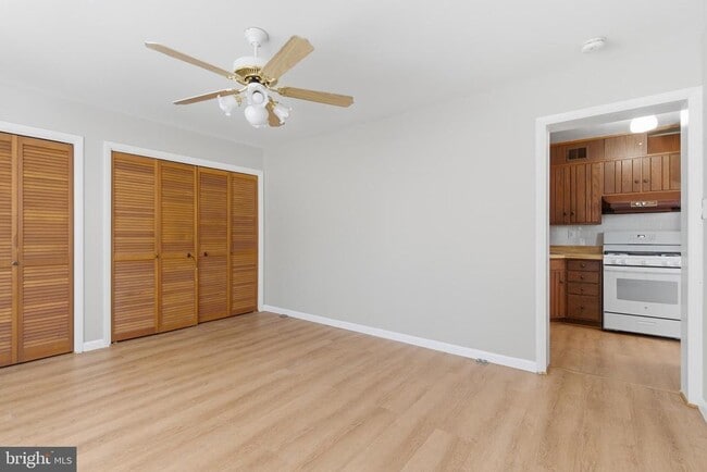 Building Photo - 1813 Olmstead Dr