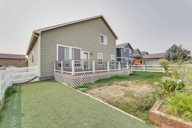 Building Photo - Beautiful 4 bed 3.5 Bath House in NE Fort Collins!