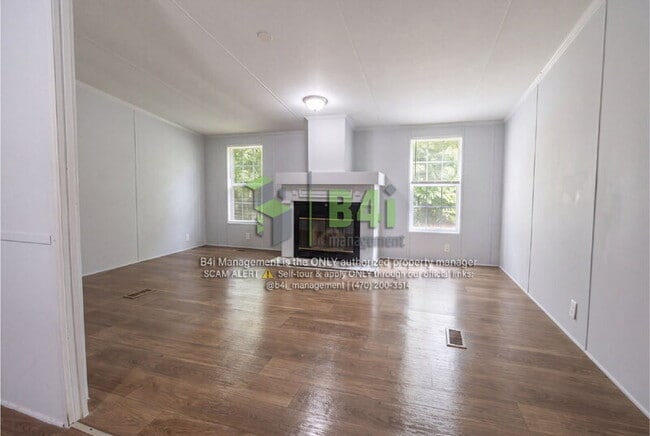 Building Photo - 145 Springbrook Cir