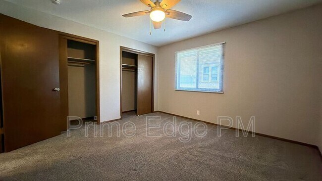 Building Photo - 4520 Calvert St