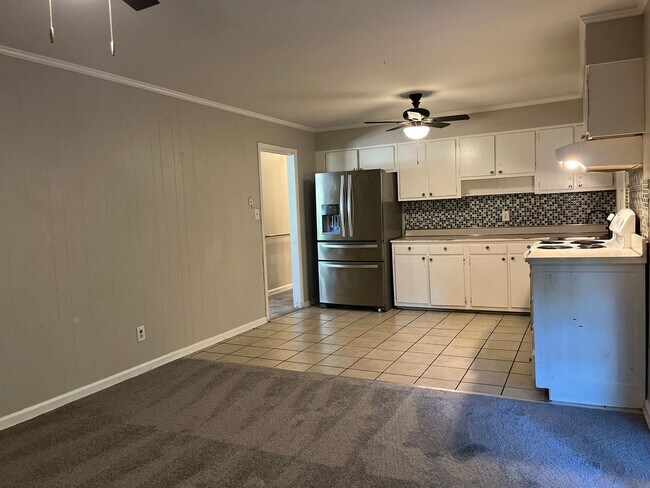 Building Photo - Beautiful Ranch Home In Raleigh, Available...