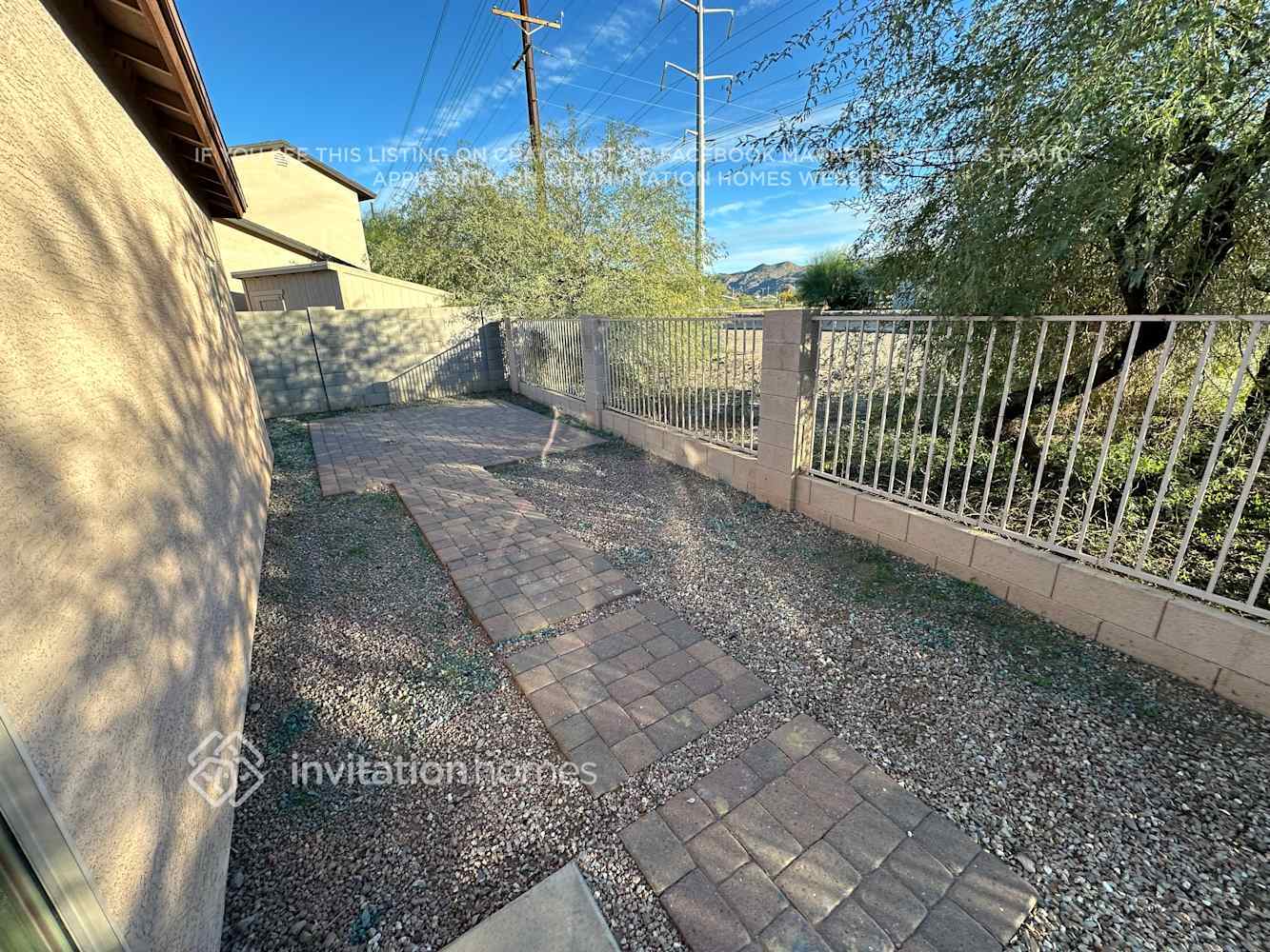 Building Photo - 833 E Minton St