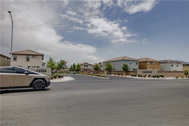 Building Photo - 5927 Coja St