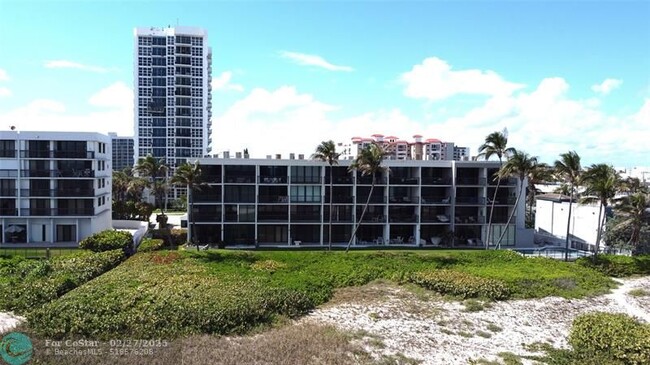 Building Photo - 520 N Ocean Blvd