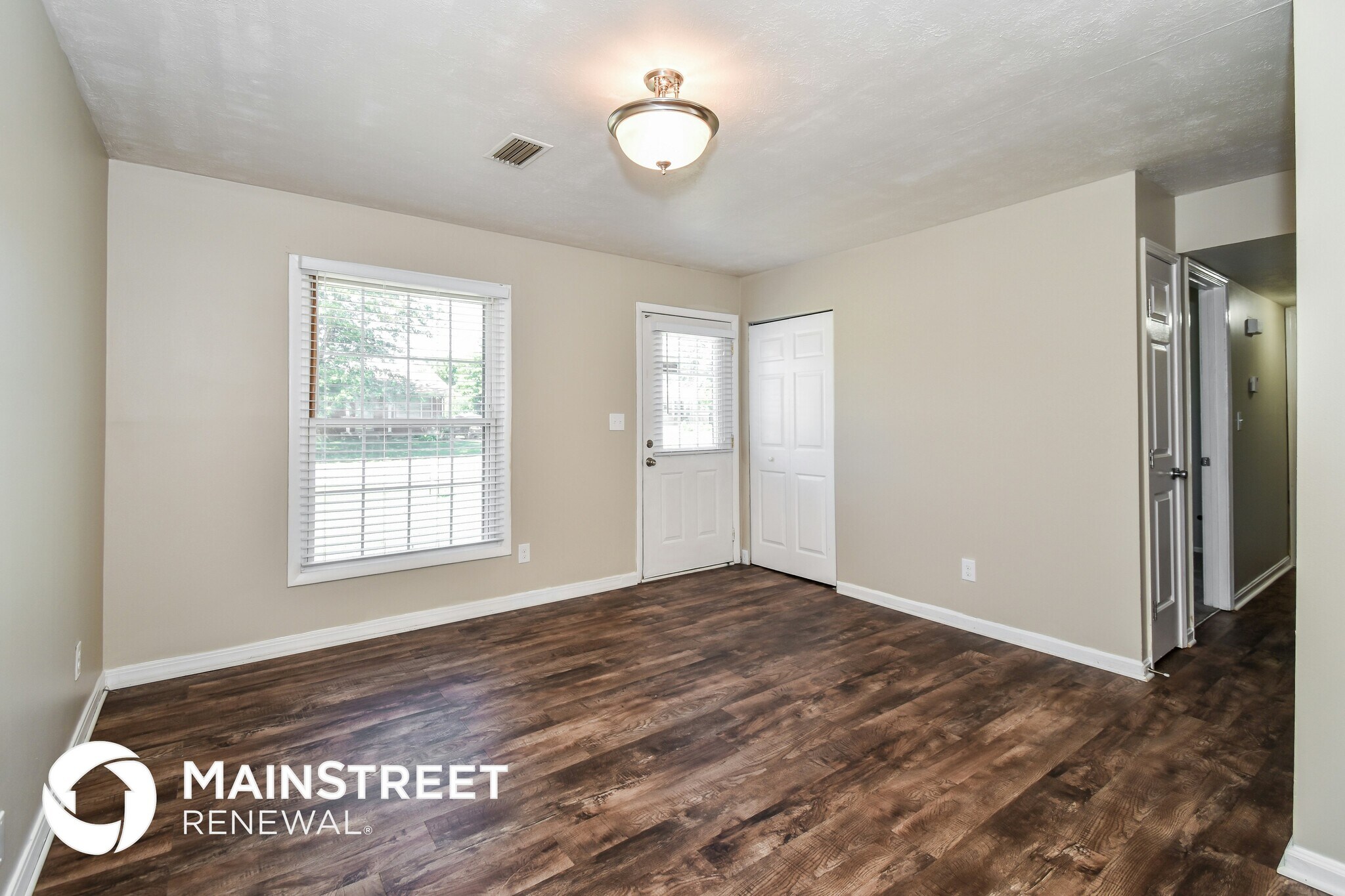 Building Photo - 5007 Invicta Dr