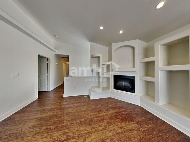 Building Photo - 8735 W Christopher Michael Ln