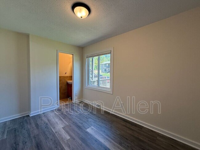 Building Photo - 55 Dawnwood Cir