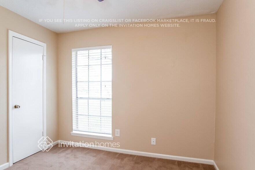 Building Photo - 2902 Early Turn Dr