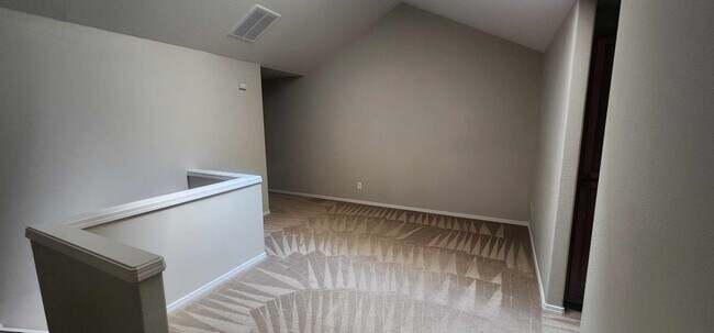 Building Photo - 1115 SE Alika Ave