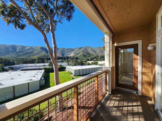 Building Photo - Beautiful Brisbane condo