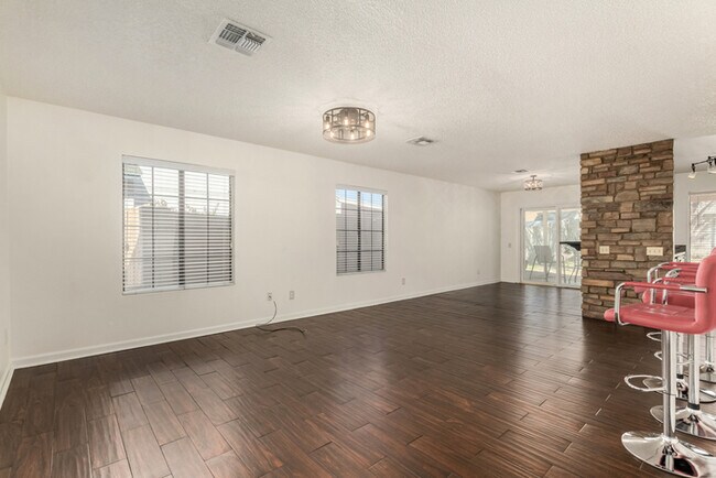 Building Photo - 21057 N 34th Dr