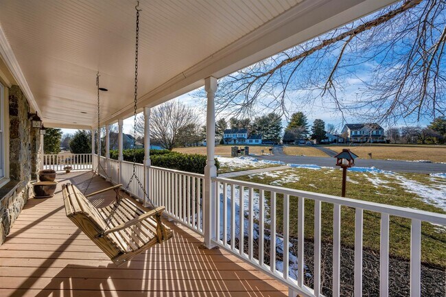 Building Photo - WELLER ESTATES