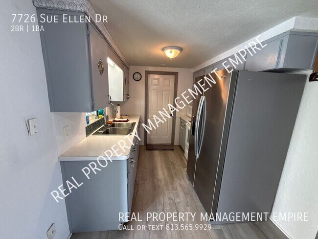 Building Photo - 7726 Sue Ellen Dr