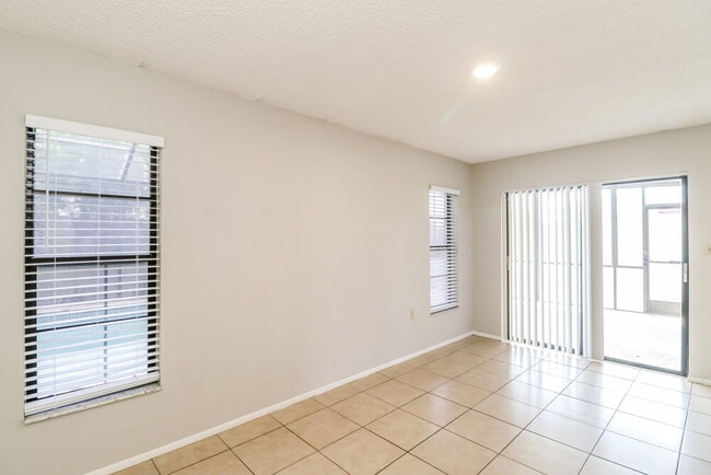 Building Photo - 8505 Luray Dr