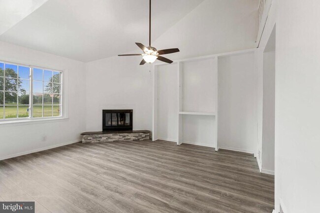 Building Photo - 39 N Turnberry Dr