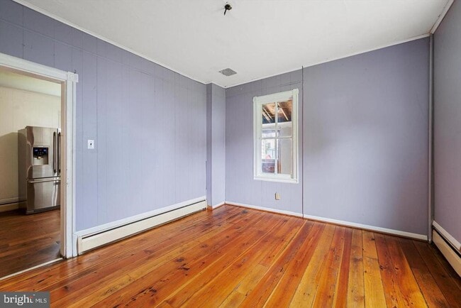Building Photo - 309 N Lawrence St