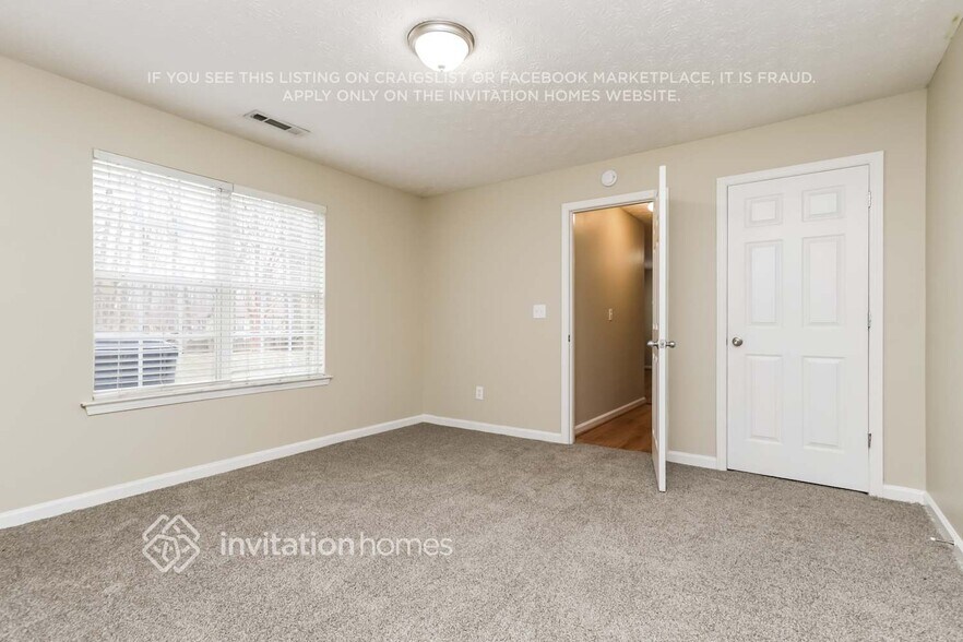 Building Photo - 1154 St Phillips Ct