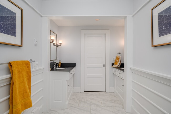 Building Photo - 58 Woodchuck Ln