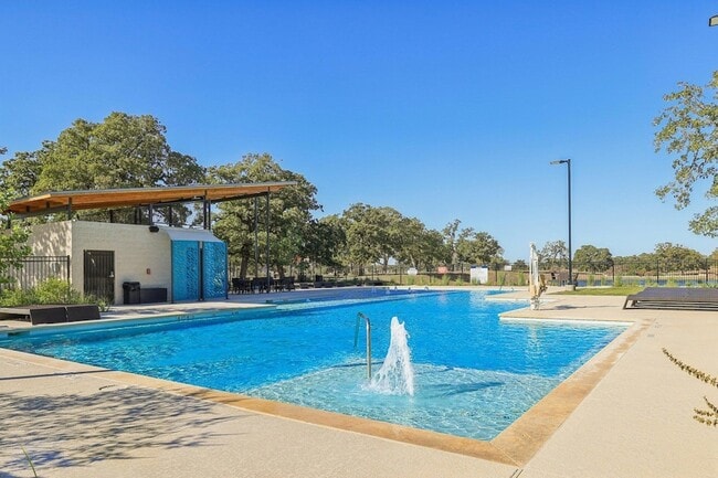 Building Photo - 133 Plumbago Loop