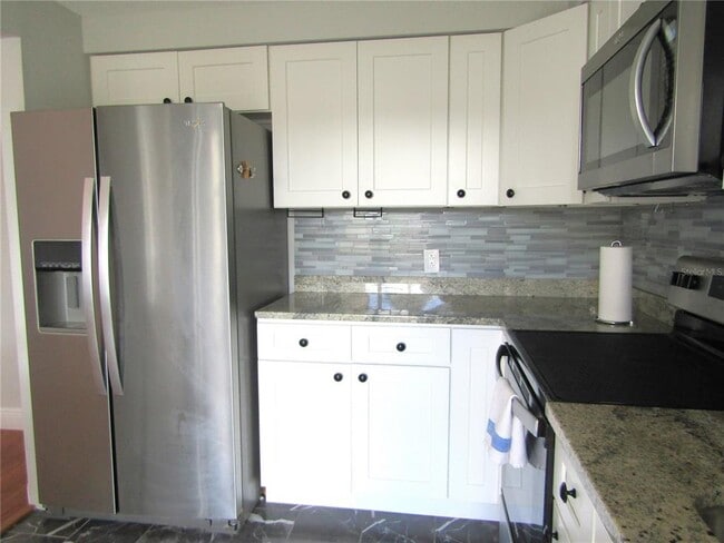 Building Photo - 2405 Crispin Ct