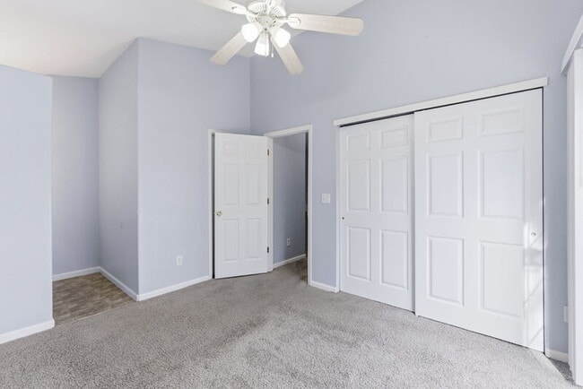 Building Photo - 17281 E Ford Dr