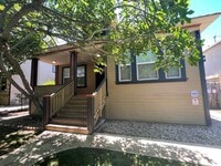 Building Photo - Beautiful 3 Bed 2 Bath House in Great Location! Must See!