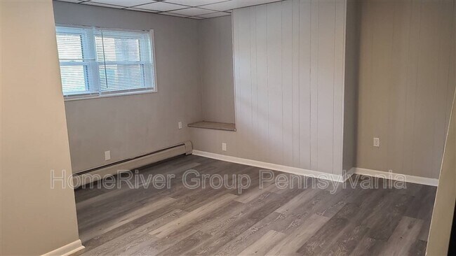 Building Photo - 1437 Wolfe Ave