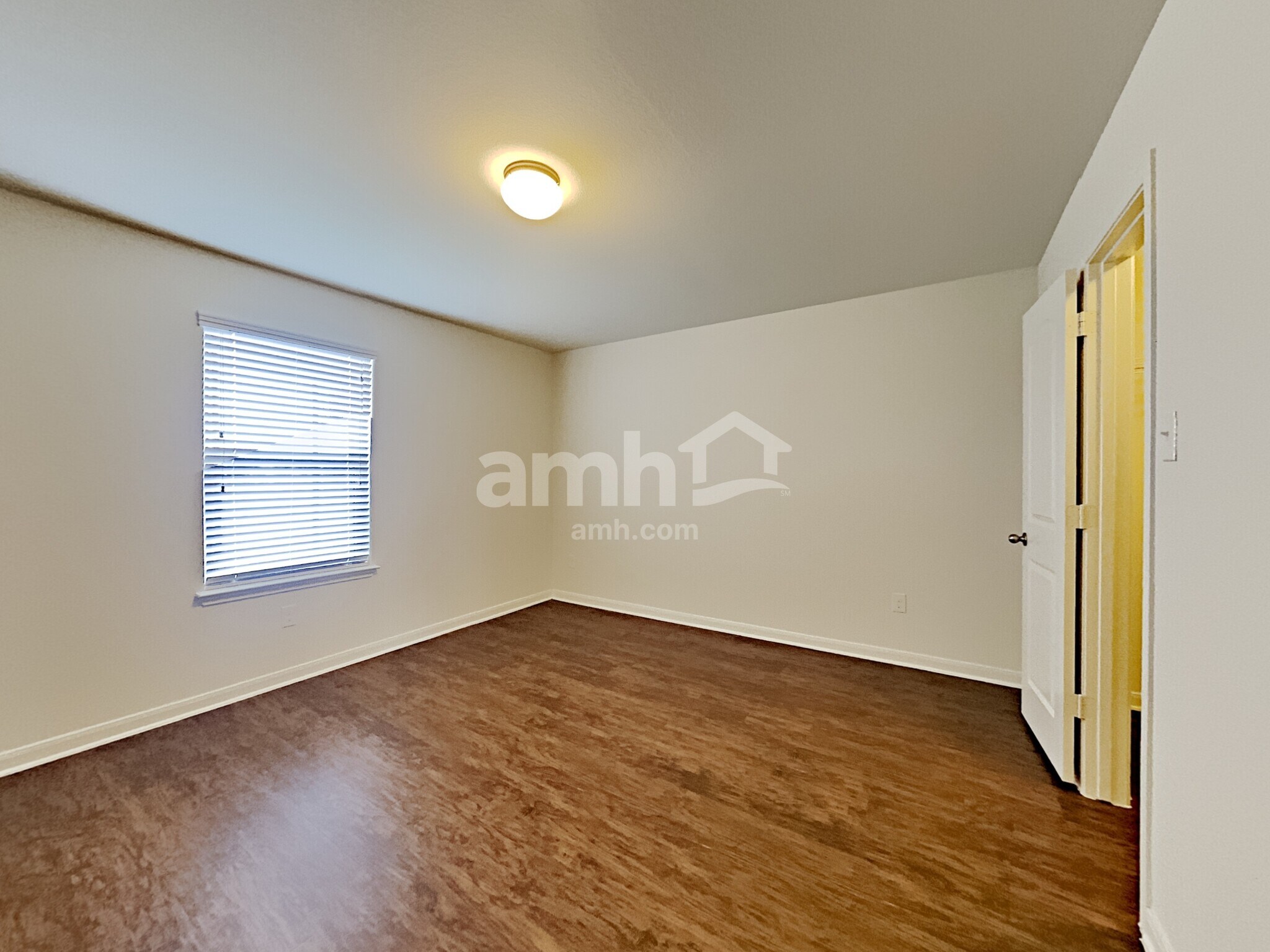 Building Photo - 12898 Cedarcreek Trl