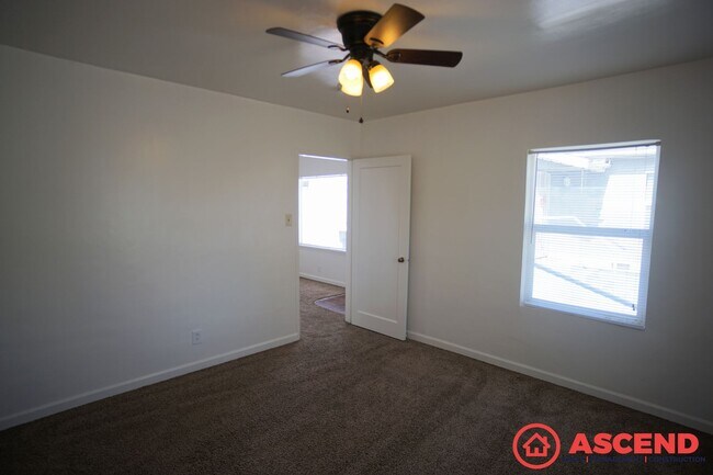 Building Photo - 2117 Watson St