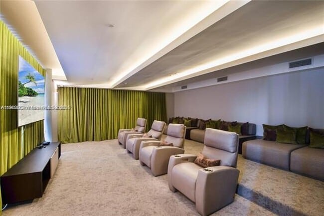 Building Photo - 488 NE 18th St