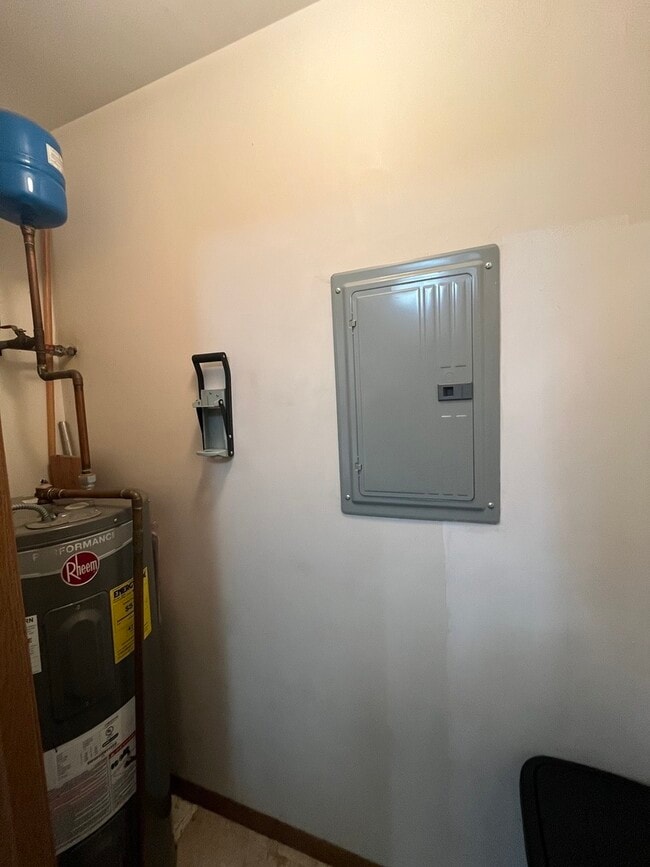 Building Photo - 1524 W Sand Bar Ct