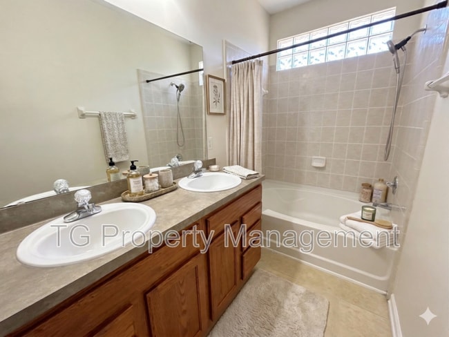 Building Photo - 8605 Tower Falls Dr