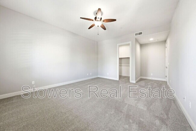 Building Photo - 3315 Ashbourne Cir